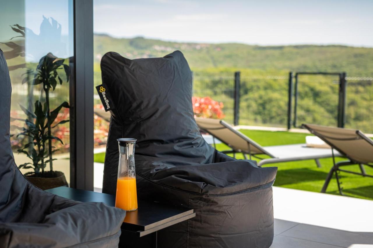 Royal Hilltop Residence Labin  Eksteriør billede
